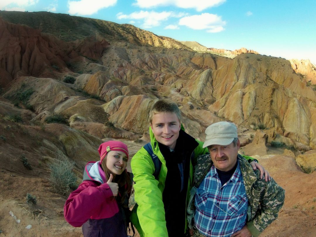 Kanion Fairy Tail. Autotop w Kirgistanie - Na Nowej Drodze Życia